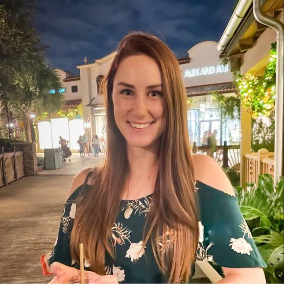 Meet your Posher, Kristilee - Picture 1 of 1